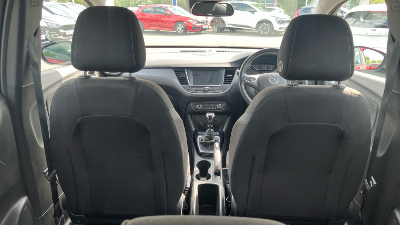 Vauxhall Crossland 1.2 Turbo Design 5dr Petrol Hatchback